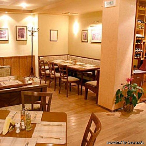 Uniqato Hotel Stara Zagora Esterno foto